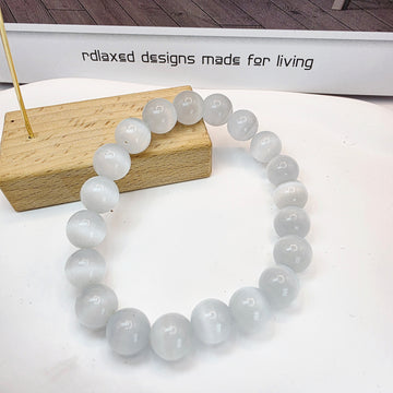 White Cat’s Eye Crystal Bracelet – Minimalist Glow, Calm Energy Jewelry